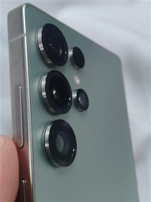 Samsung Galaxy S25 Ultra256gb 12gbTitanium Jadegreen With box like new