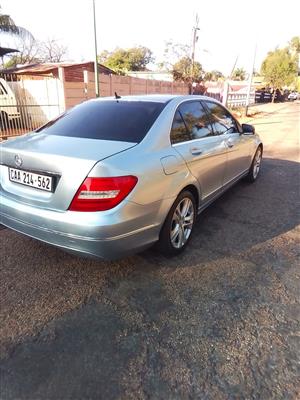 2014 Merc Benz C200 automatic with 134000km full service history, 5drs sedan