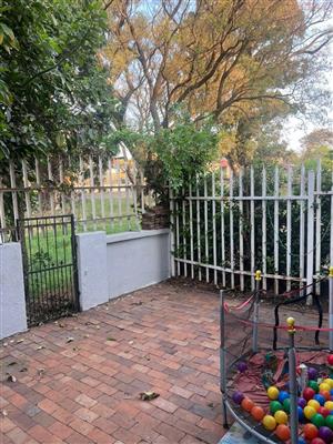 Apartment For Sale in Rosettenville