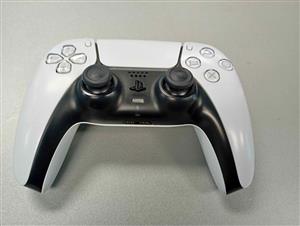 PS5 Controller, Pre-owned but Neat Condition, 6 Months Warranty, Laybye 3 Months