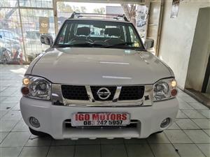 Used Nissan NP300 Hardbody 2.4 double cab Hi-rider