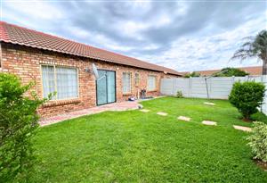 Cluster Rental Monthly in Annlin