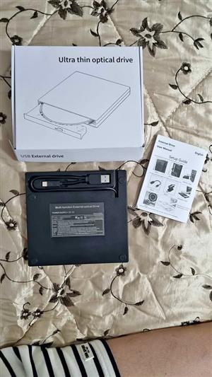 8-in-1 USB 3.0 External CD/DVD Drive