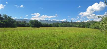 Farm For Sale in Hekpoort