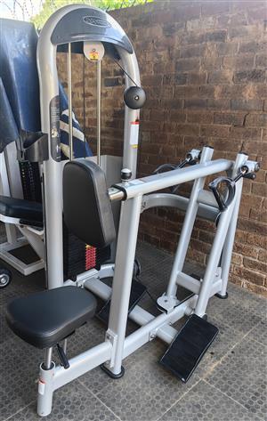 Seated Row Machine/