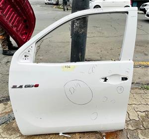 Toyota Hilux GD6 door