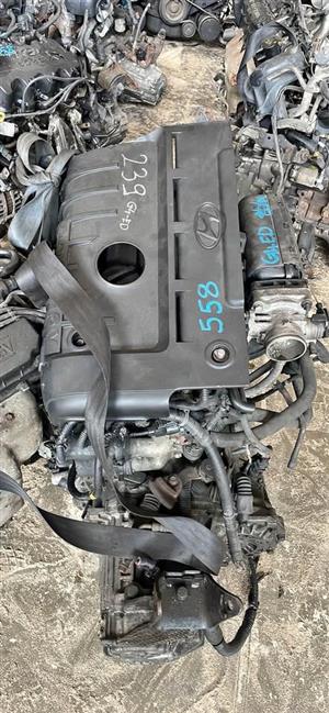 Hyundai G4ED complete engine.