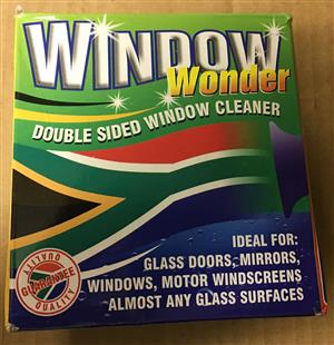 Double sided window cleaner