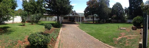 house for rent in upper birch acres, kempton park