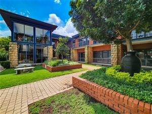 261m² Office to Let in Coldstream Office Park