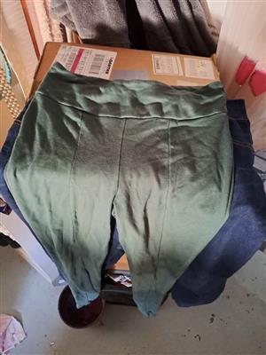 URGENT Dames klere  TE KOOP