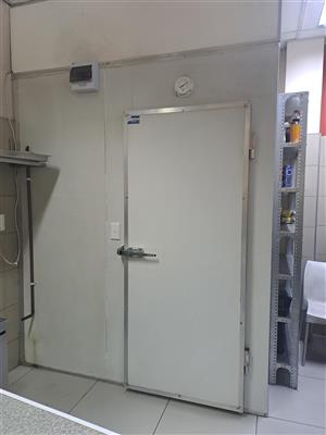 Walk In Freezer 