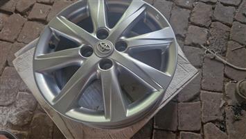 Toyota yaris mags set of 4