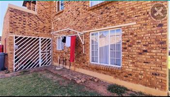 Apartment For Sale in Chloorkop