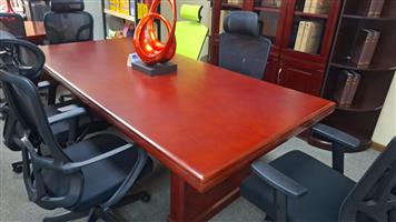 LARGE EXECUTIVE / BOARDROOM OFFICE TABLE