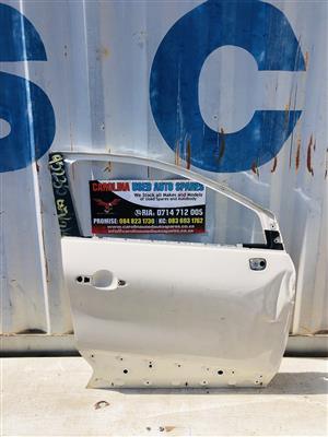 Renault Captur right front door (2015-2020