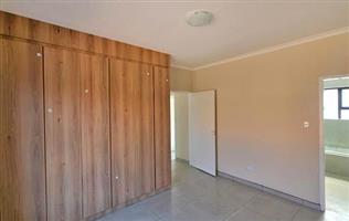 Townhouse For Sale in Riversdale