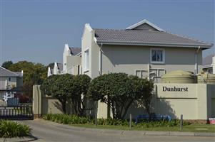 Townhouse For Sale in Norton Park