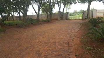 GLEN AUSTIN, MIDRAND RENTALS - STUDIO COTTAGE
