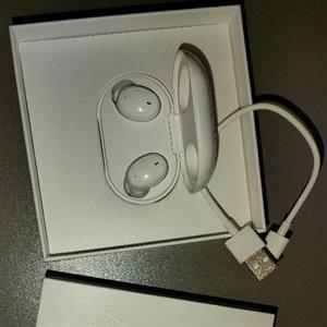 Oppo Enco W11 True Wireless Headphones In-Ear Earbuds- White