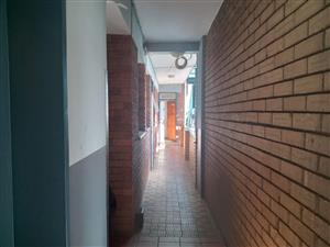 House For Sale in Sunnyside