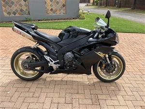 07 YAMAHA R1