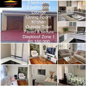 3 Bedroom House for Sale in Diepkloof Zone 1