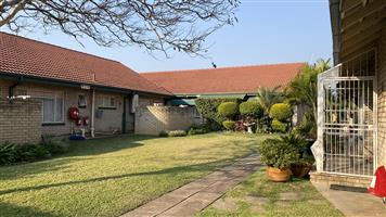 1 BEDROOM APARTMENT PERFECT FOR YOUNG WORKING PROFESSIONAL OR INVESTOR