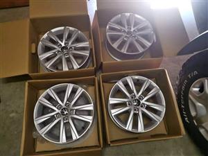 15inch VW Polo TSi/Vivo original brand new mags set