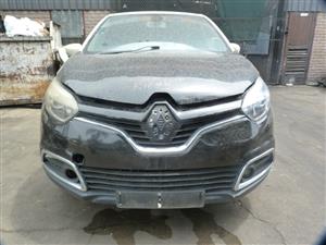 Renault Captur 900T Petrol Manual Black - 2017 SPARESBOYZ STRIPPING FOR SPARES