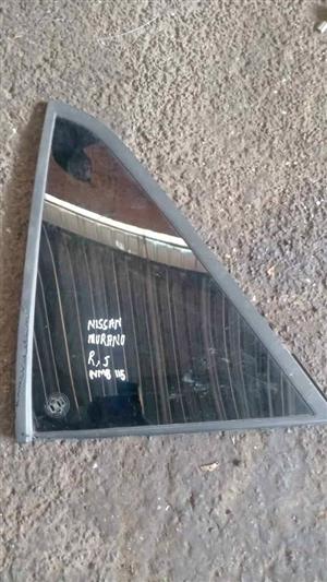 Nissan murano 2007 3.5 right rear ¼ glass