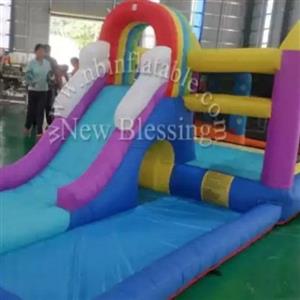jumping castle 