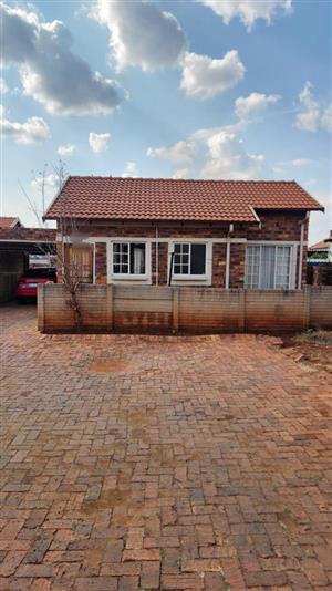 Townhouse For Sale in The Orchards