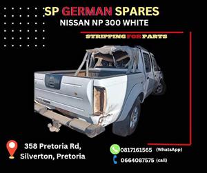 NISSAN NP 300 WHITE STRIPPING FOR PARTS ON SALE