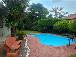 Beautiful 3-Bedroom Family Home with Pool & Entertainment Area