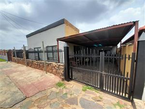 Spacious 3-bed house in Atteridgeville, Pretoria