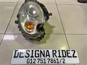 MINI COOPER R56 RIGHT NONE XENON HEADLIGHT AVAILABLE.