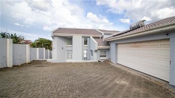 Large property with two income generating flats!