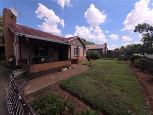 Cosy 3 Bedroom House for Sale in Vanderbijlpark CE1 – Close to CBD
