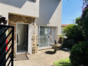A Stunning, Pet-Friendly Townhouse in Secure and Spacious Family Living!!!