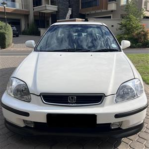 Honda Ballade 160i DOHC VTEC 5-Speed Manual.  Second ow