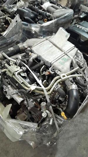 Used Toyota Hilux/Fortuner 2.4 2GD-FTV Engine for sale in immaculate condition.