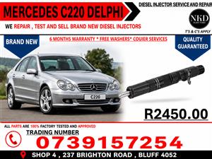 INJECTORS FOR A MERCEDES VEHICLE -SERVICE IT 