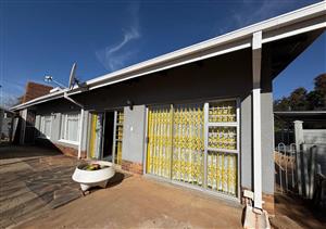 House For Sale in Hadison Park