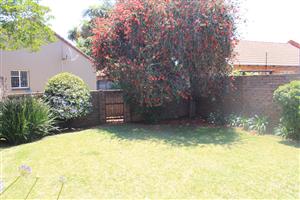 Townhouse For Sale in Bonaero Park