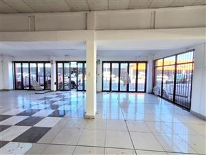 Prime Commercial Property in Oranjesig