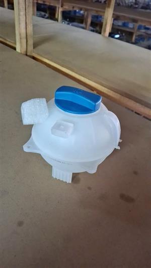 VW Polo Water Bottle with Cap – New 🔥