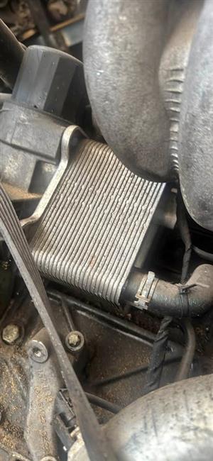 Mercedes sprinter 416cdi oil cooler
