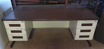 Steel office desk with 6 drawers
