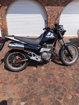 Honda SLR 650cc.